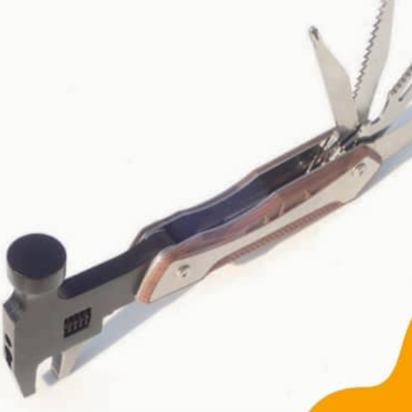 مطرقة سكروب مع السكاكين