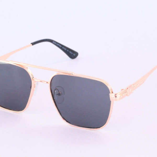 نظارة LOUIS VUITTON